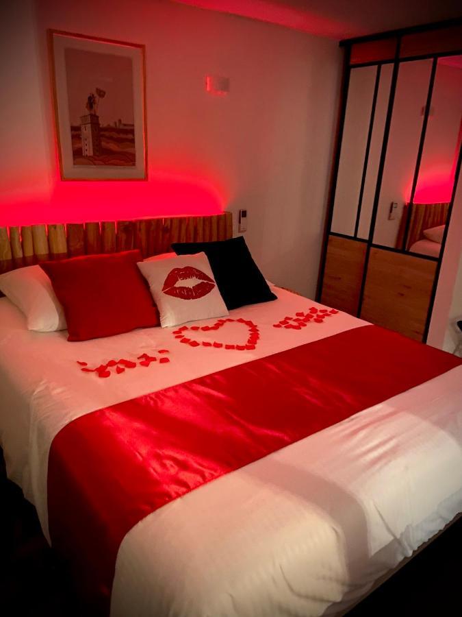 Adorable Guest House Avec Balneo Et Piscine Olonne-sur-Mer Exterior foto